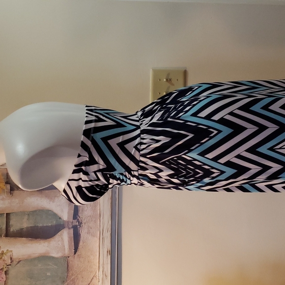 Emerald Sundae Dress - Picture 7 of 12